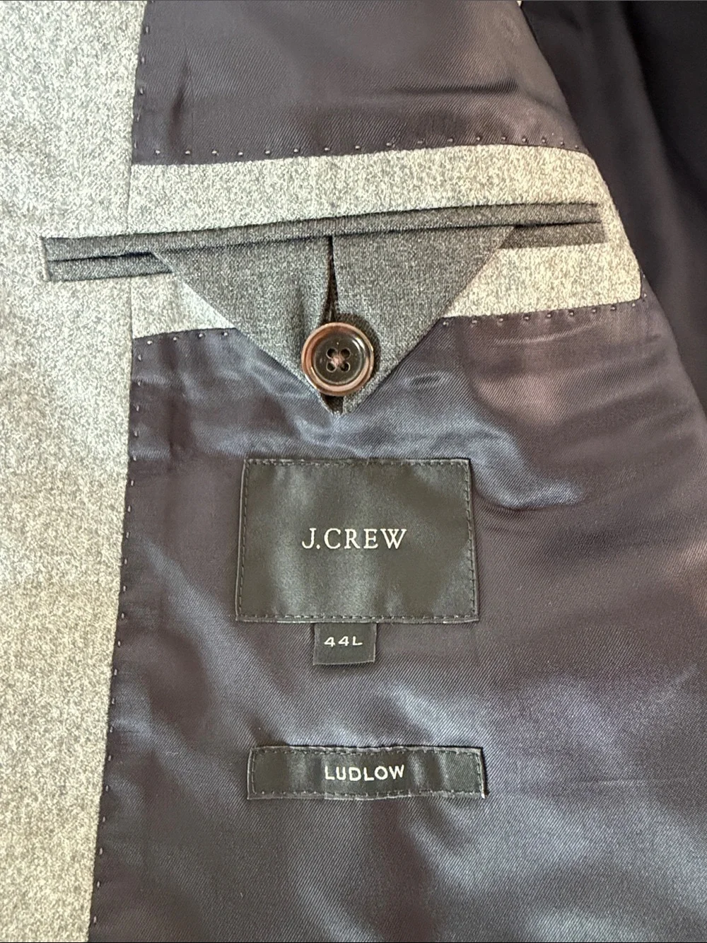 Men's Tailored Gray Two-Button Sport Coat
